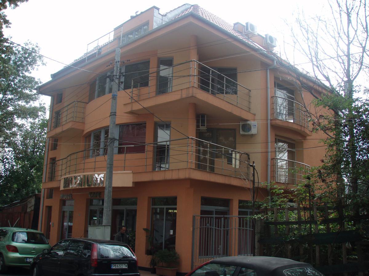 Hotel Milenium Szófia Kültér fotó